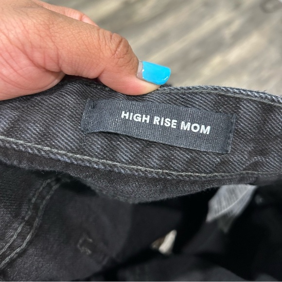 COTTON ON - High Rise Mom Shorts - Picture 6 of 7